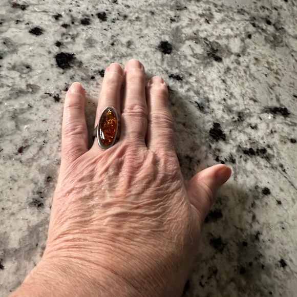 9.25 SILVER & COGNAC AMBER RING - Picture 7 of 7